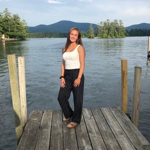 Meet your Posher, Brooke